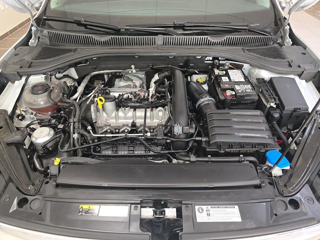 Thumbnail: 2019 Volkswagen Jetta - 9