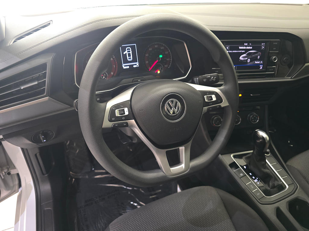 Thumbnail: 2019 Volkswagen Jetta - 2
