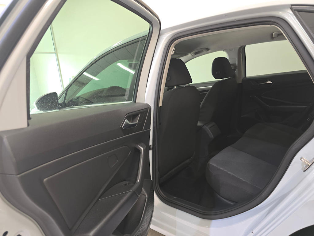 Thumbnail: 2019 Volkswagen Jetta - 26