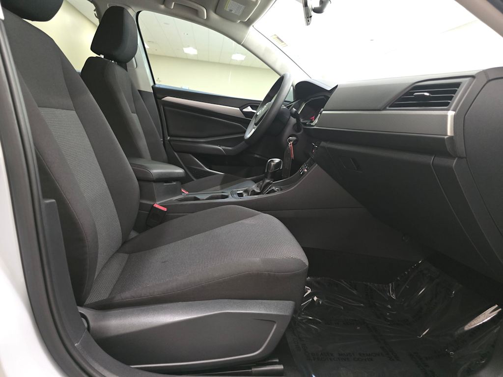 Thumbnail: 2019 Volkswagen Jetta - 29