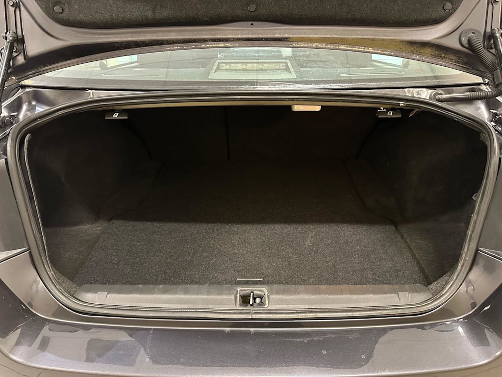 Thumbnail: 2013 Subaru Legacy - 17