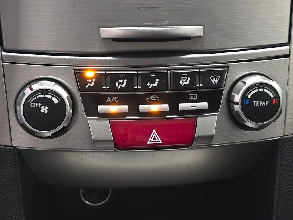 Thumbnail: 2013 Subaru Outback - 24