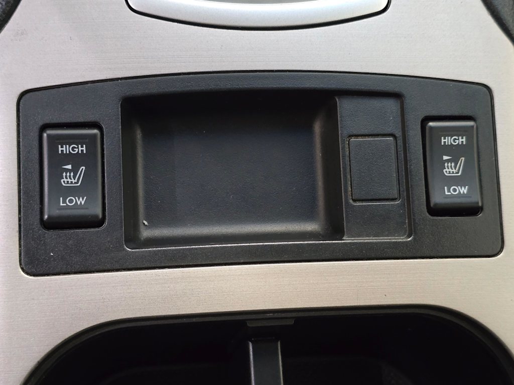 Thumbnail: 2013 Subaru Outback - 25