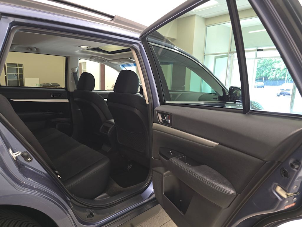 Thumbnail: 2013 Subaru Outback - 12