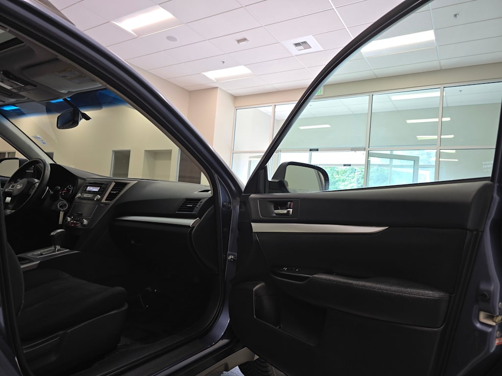 Thumbnail: 2013 Subaru Outback - 31