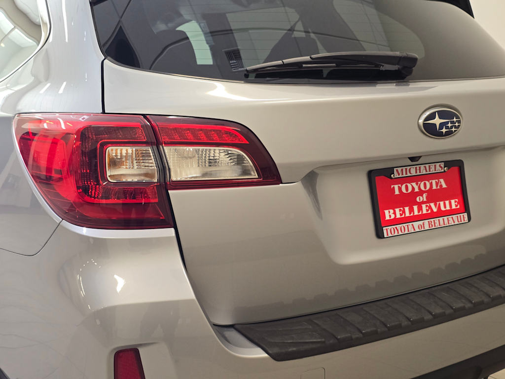 Thumbnail: 2015 Subaru Outback - 21