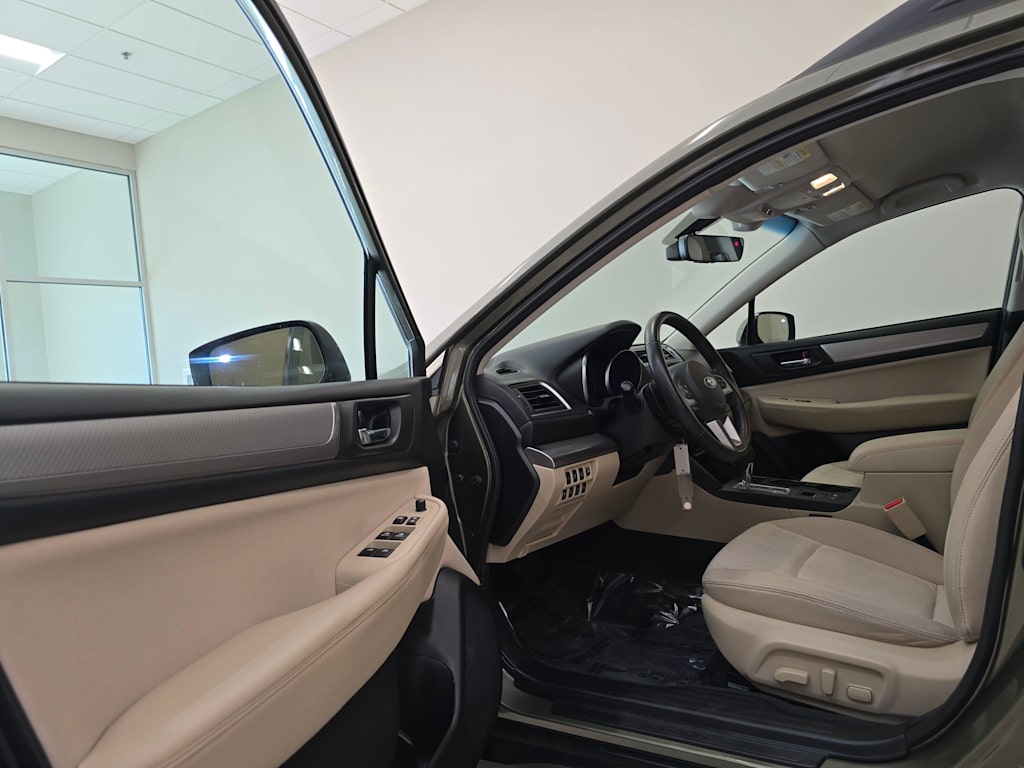 Thumbnail: 2017 Subaru Outback - 26