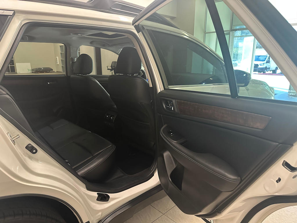 Thumbnail: 2017 Subaru Outback - 32