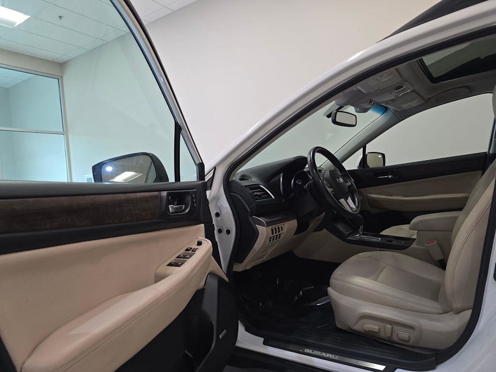 Thumbnail: 2016 Subaru Outback - 15