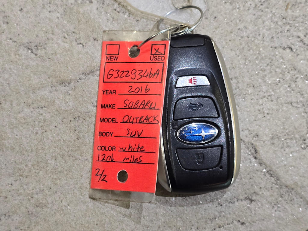 Thumbnail: 2016 Subaru Outback - 20
