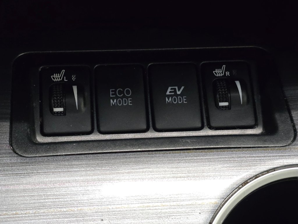 Thumbnail: 2012 Toyota Camry - 23