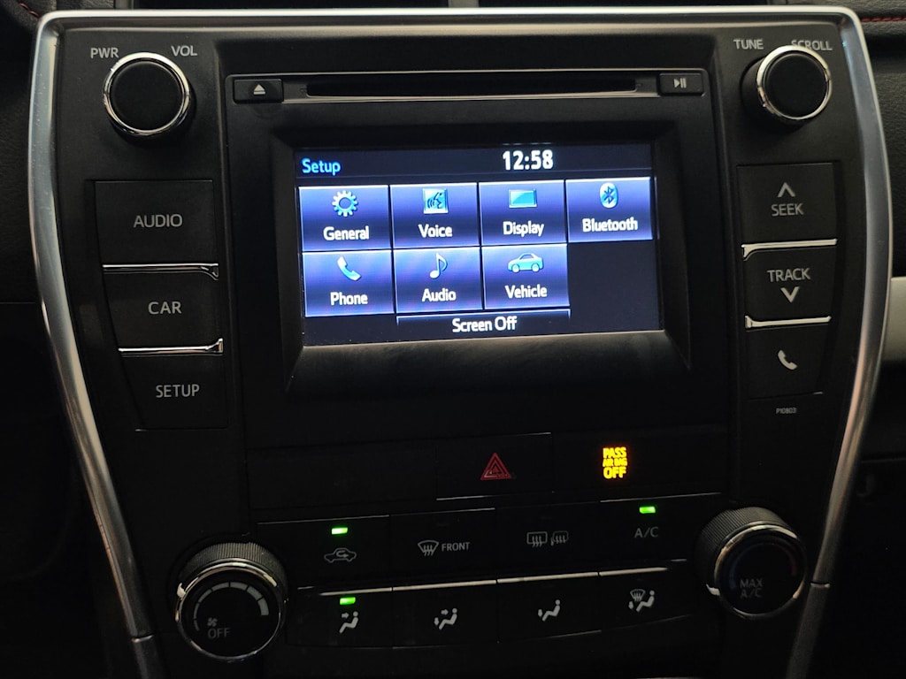Thumbnail: 2015 Toyota Camry - 22