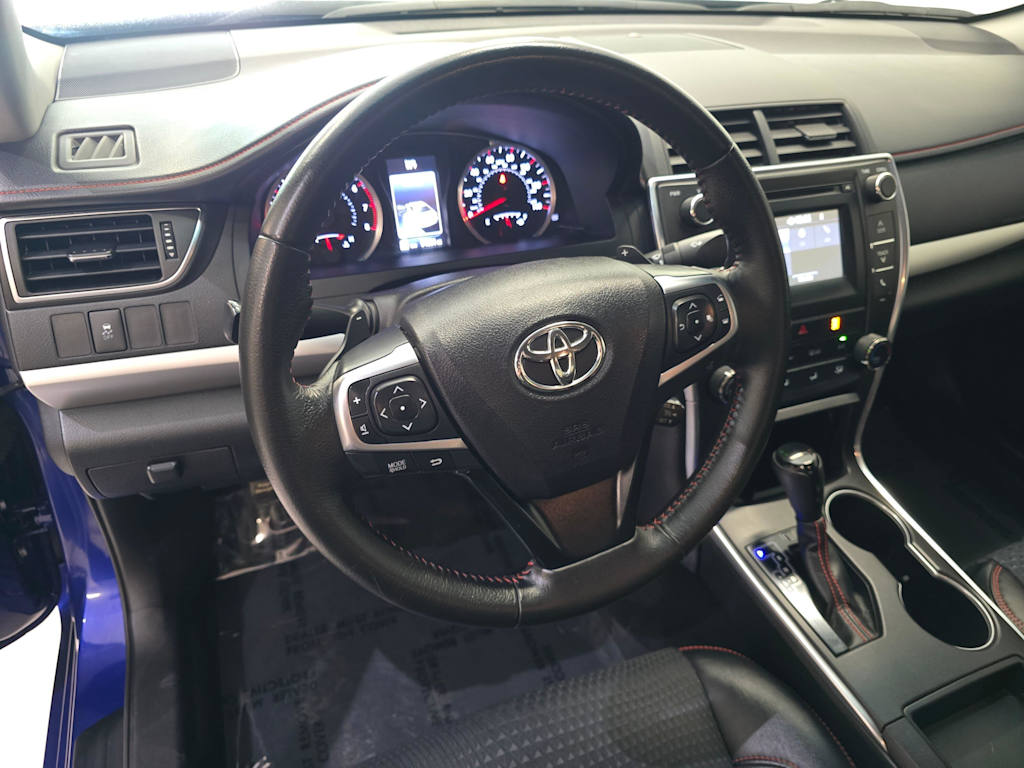 Thumbnail: 2015 Toyota Camry - 2