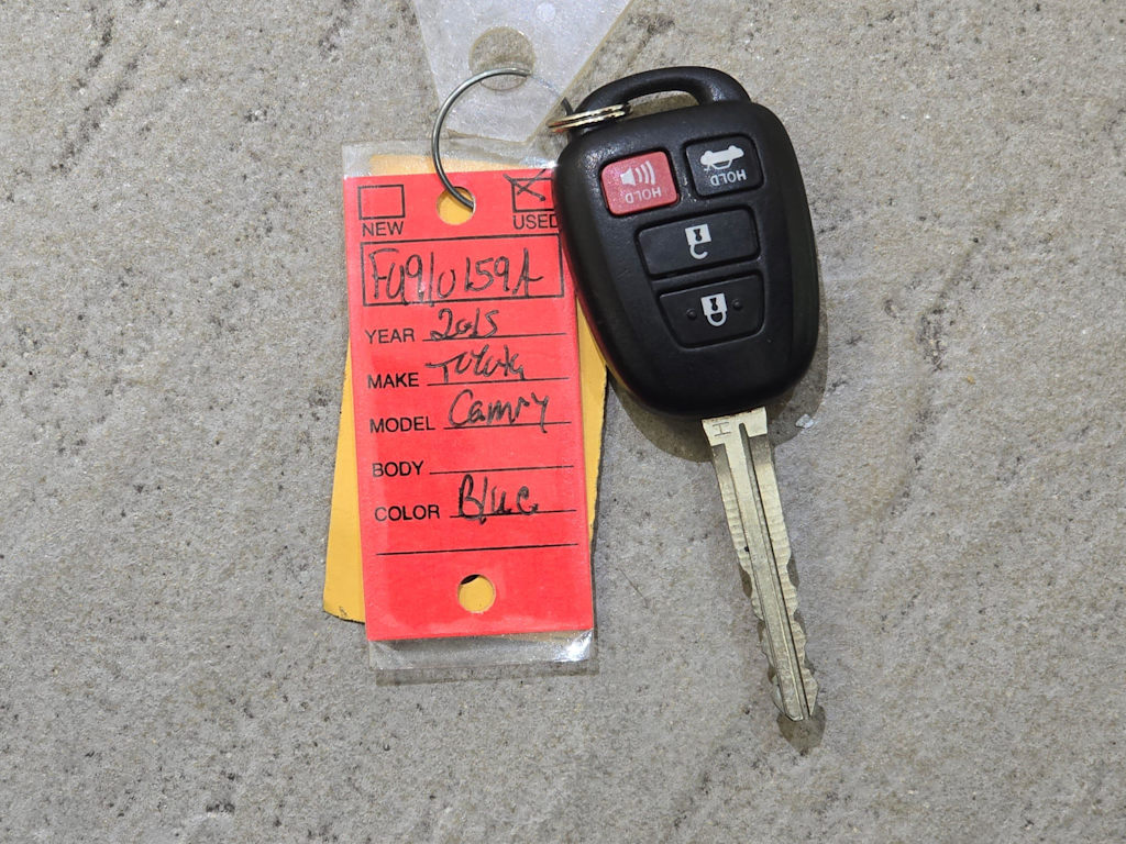 Thumbnail: 2015 Toyota Camry - 19