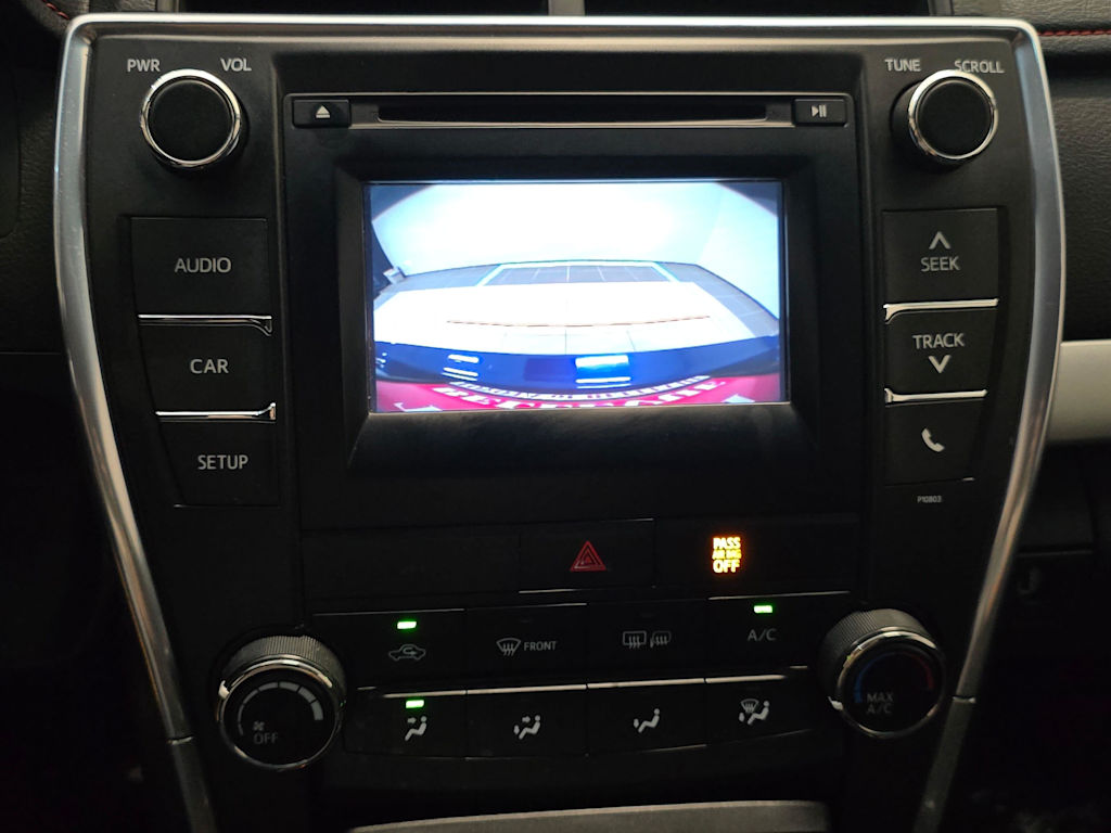 Thumbnail: 2015 Toyota Camry - 15