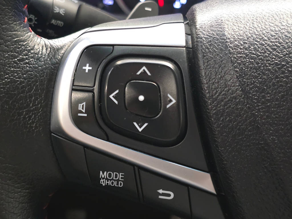Thumbnail: 2015 Toyota Camry - 29
