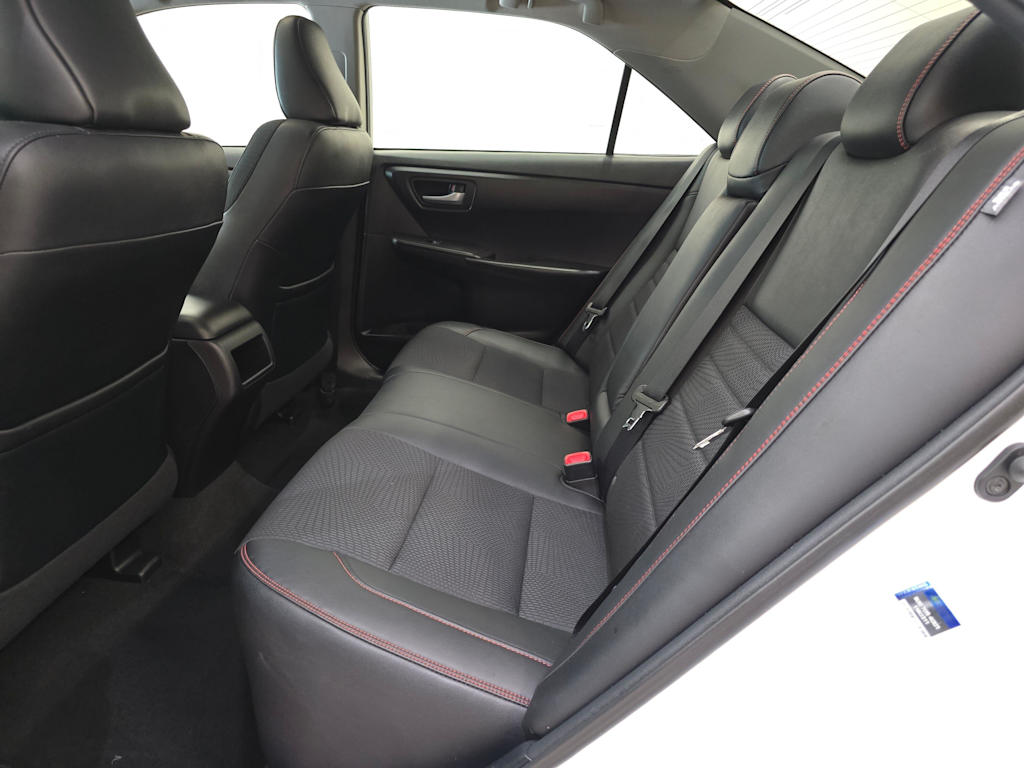 Thumbnail: 2016 Toyota Camry - 13