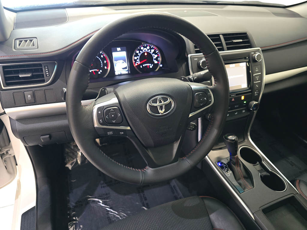 Thumbnail: 2016 Toyota Camry - 2