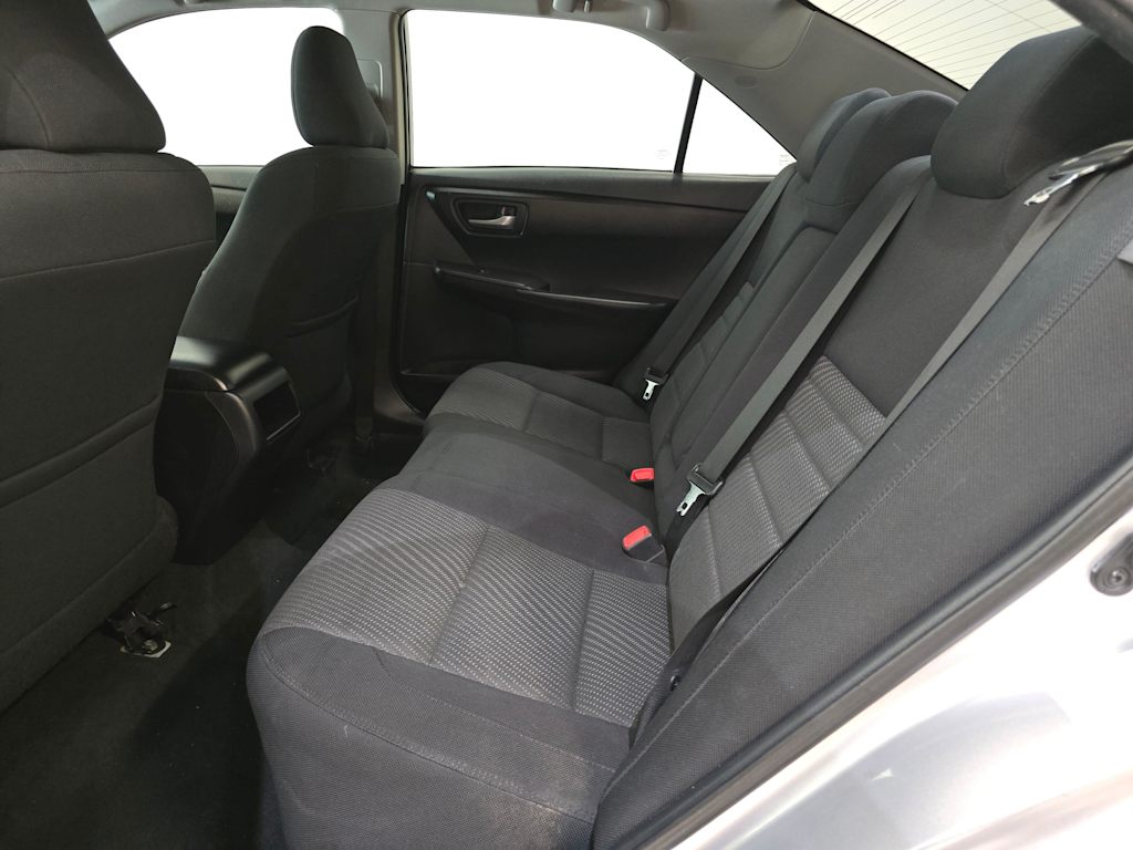 Thumbnail: 2016 Toyota Camry - 13