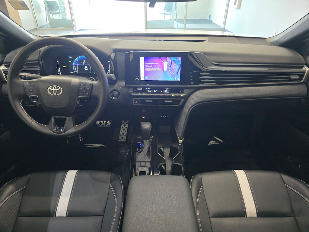 Thumbnail: 2025 Toyota Camry - 10