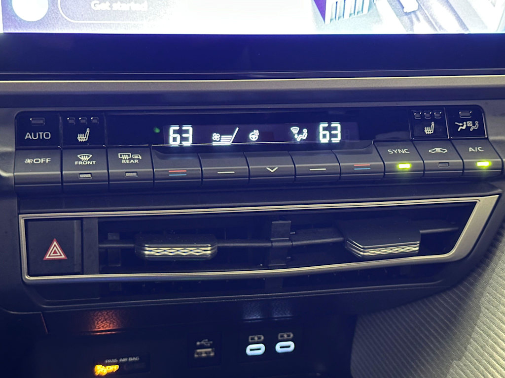 Thumbnail: 2025 Toyota Camry - 24