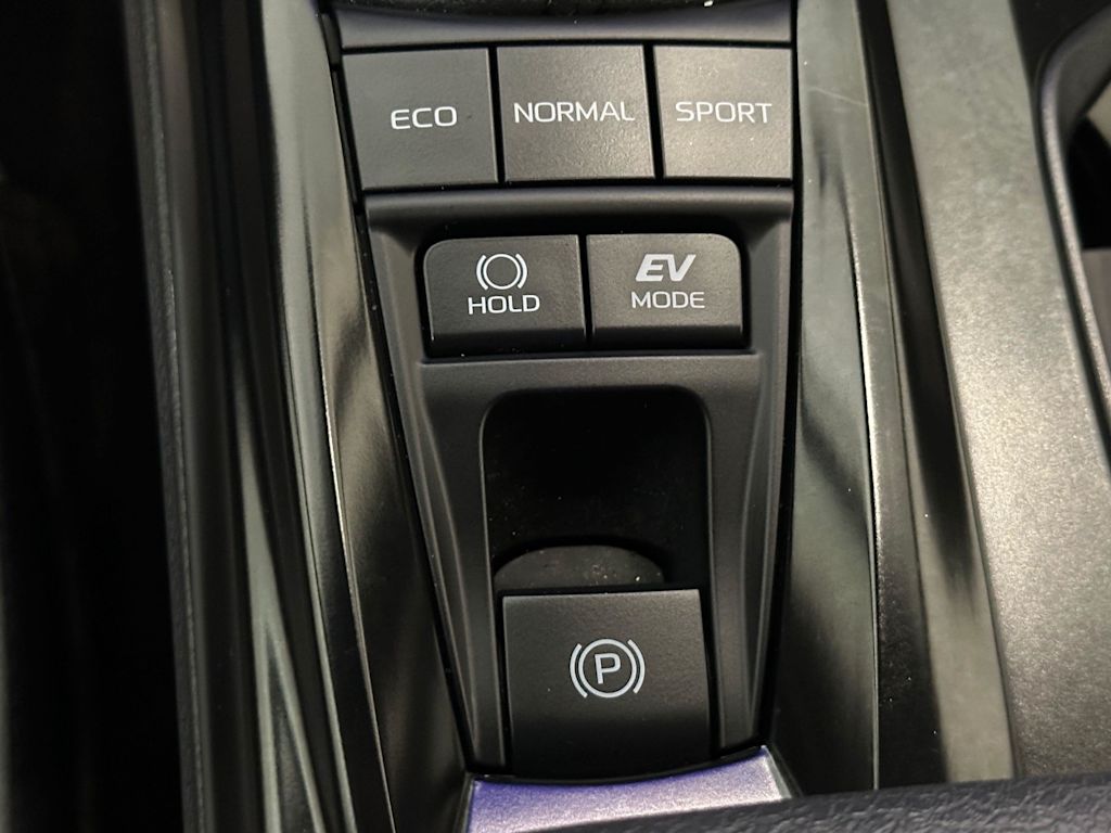Thumbnail: 2025 Toyota Camry - 25