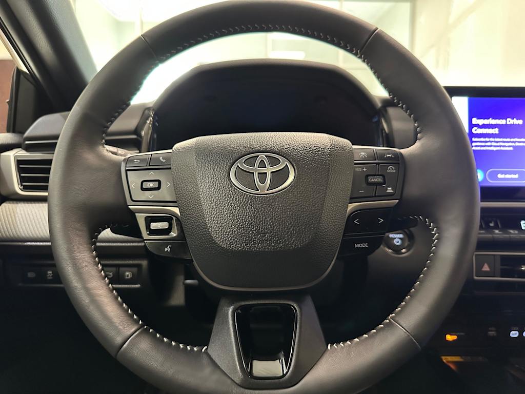 Thumbnail: 2025 Toyota Camry - 14