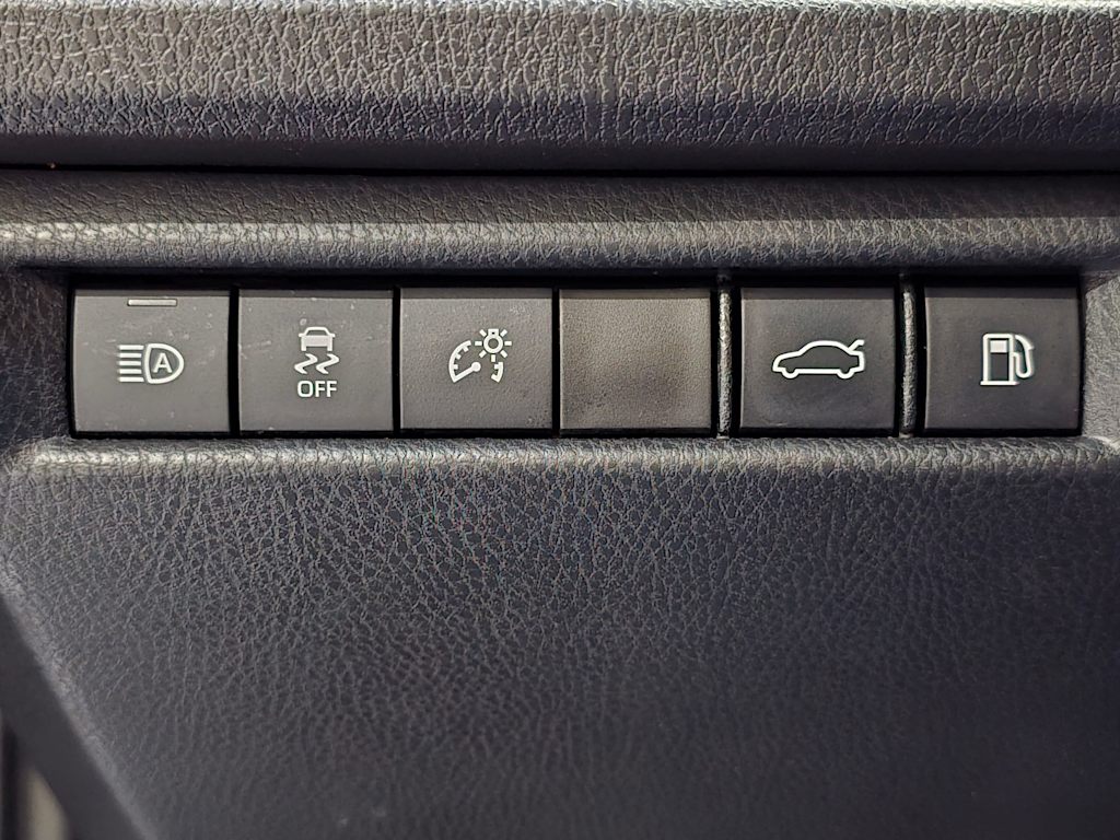Thumbnail: 2026 Toyota Camry - 25