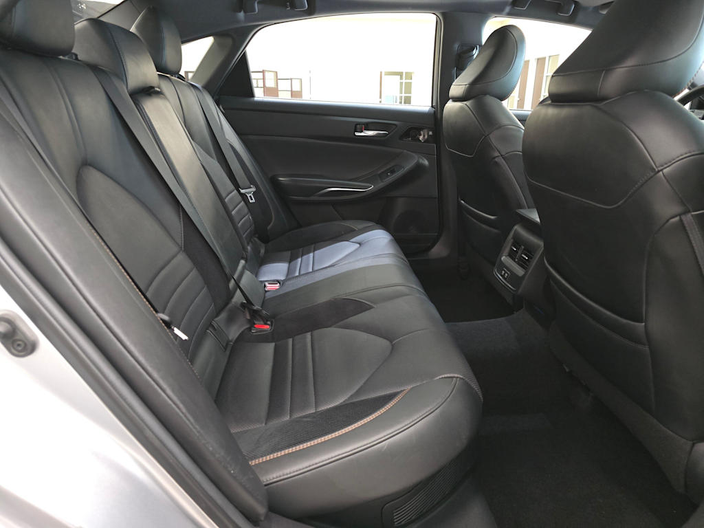 Thumbnail: 2020 Toyota Avalon - 31
