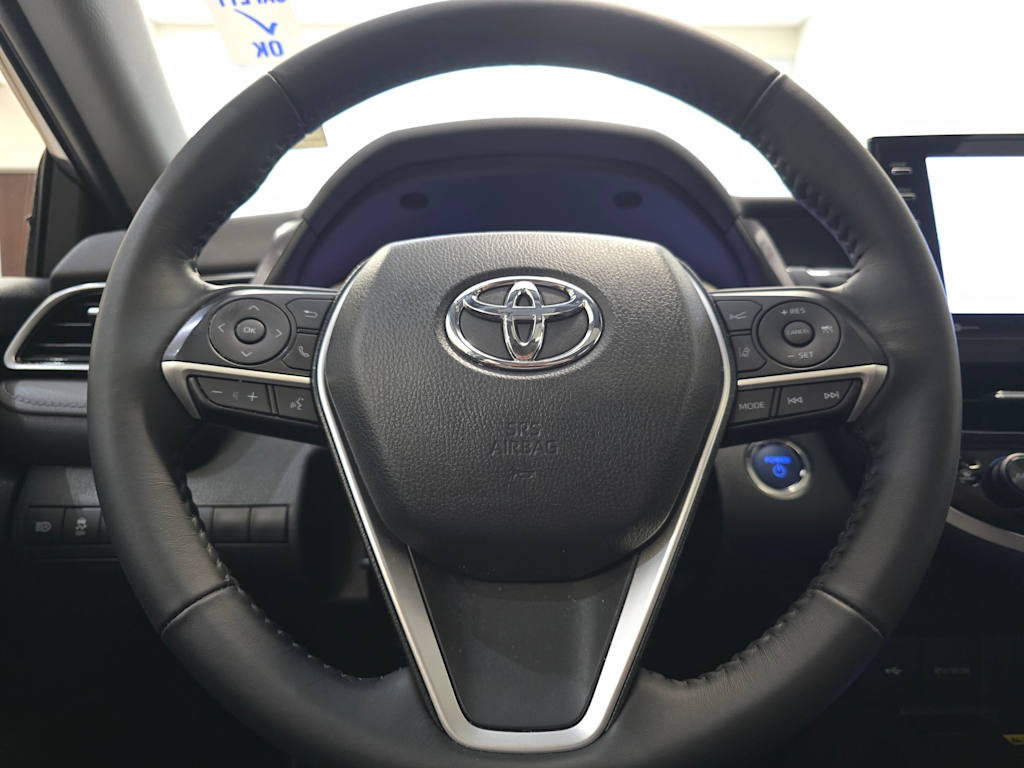 Thumbnail: 2023 Toyota Camry - 13
