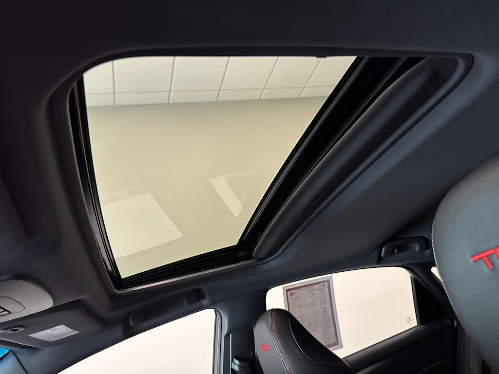 Thumbnail: 2021 Toyota Avalon - 27