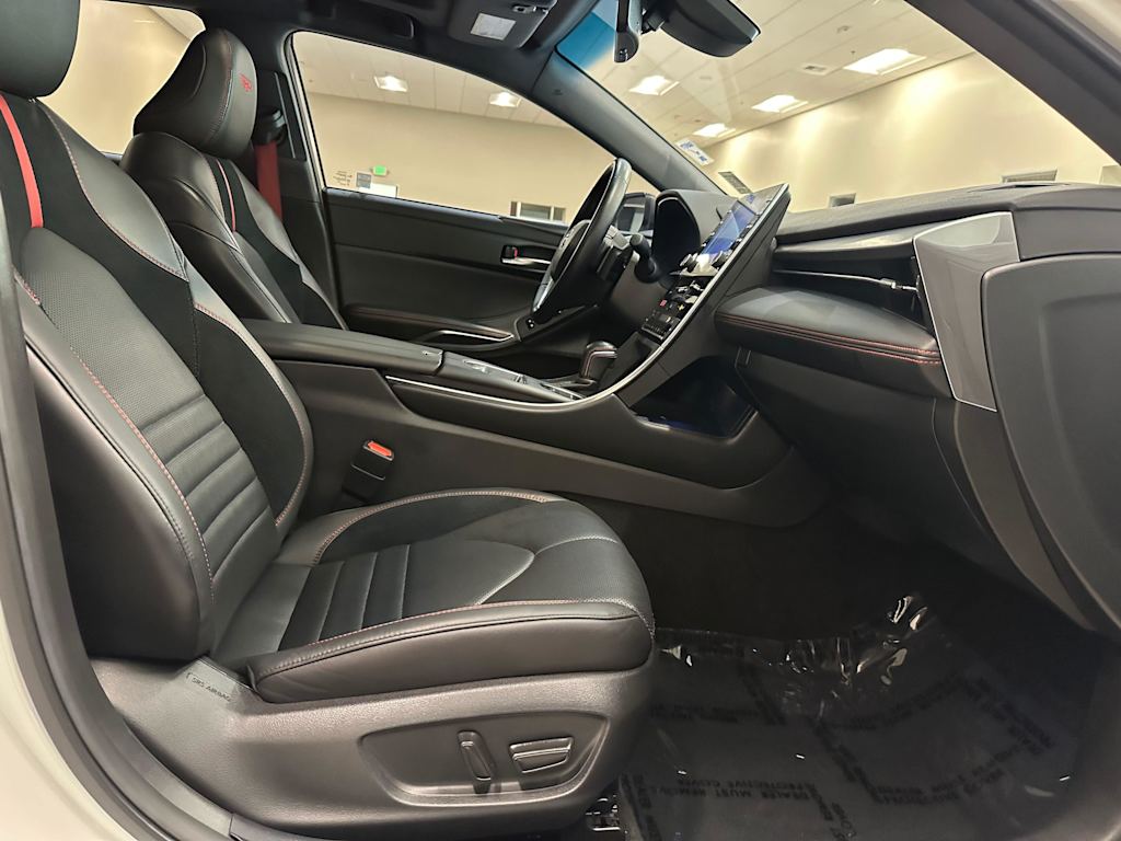 Thumbnail: 2021 Toyota Avalon - 11