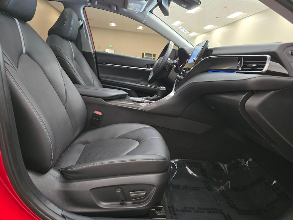 Thumbnail: 2023 Toyota Camry - 12