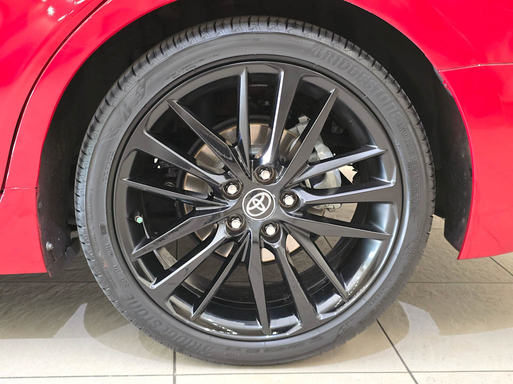 Thumbnail: 2023 Toyota Camry - 8