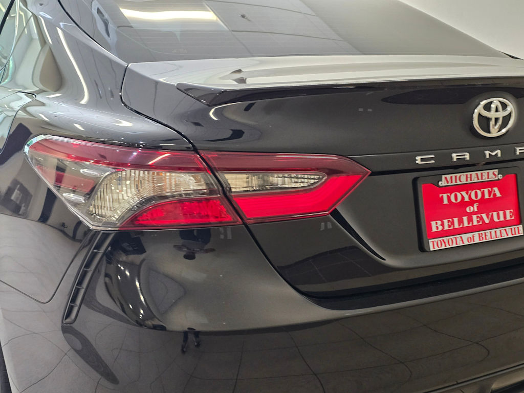 Thumbnail: 2022 Toyota Camry - 22