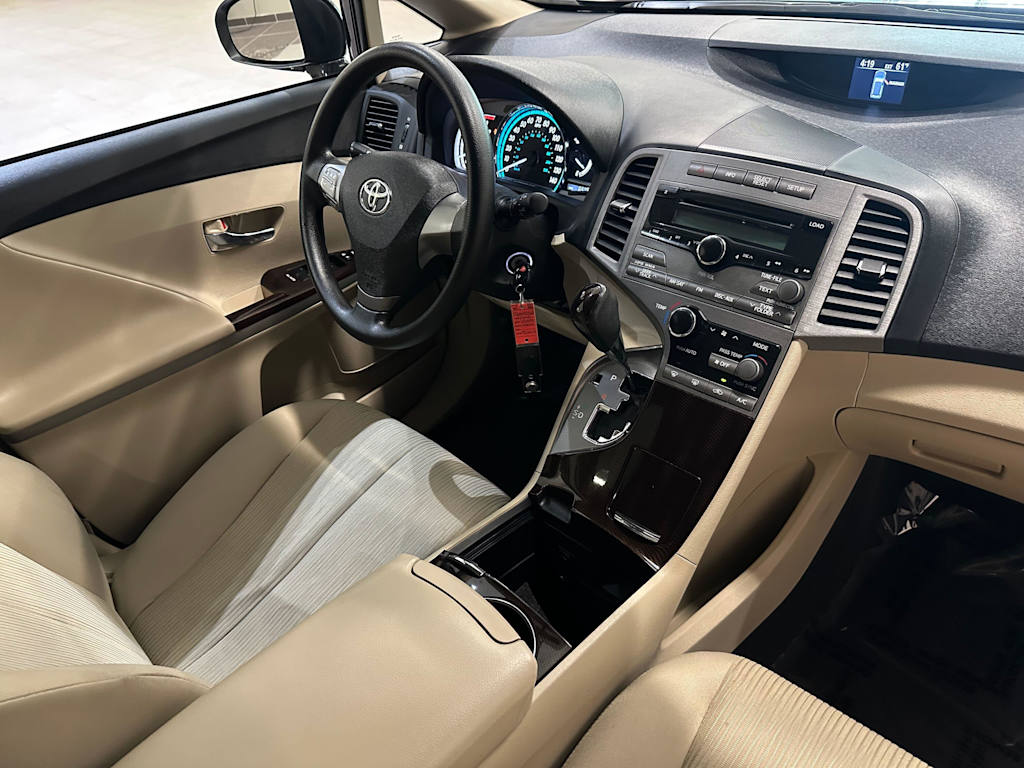 Thumbnail: 2009 Toyota Venza - 29