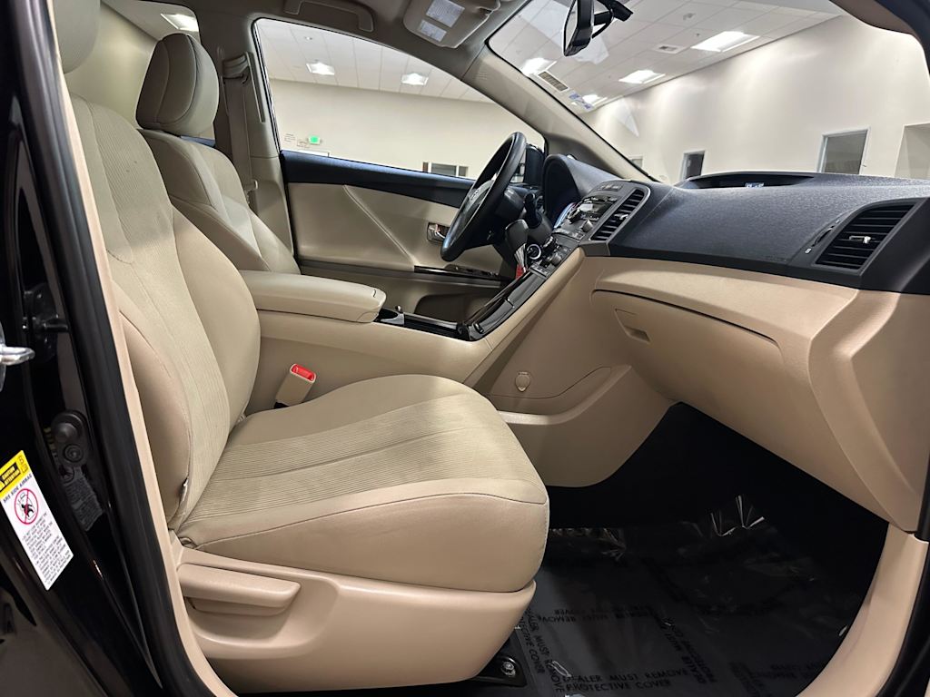 Thumbnail: 2009 Toyota Venza - 11
