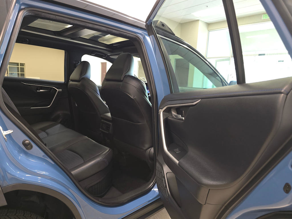 Thumbnail: 2023 Toyota RAV4 - 31