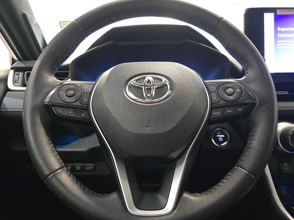 Thumbnail: 2023 Toyota RAV4 - 14