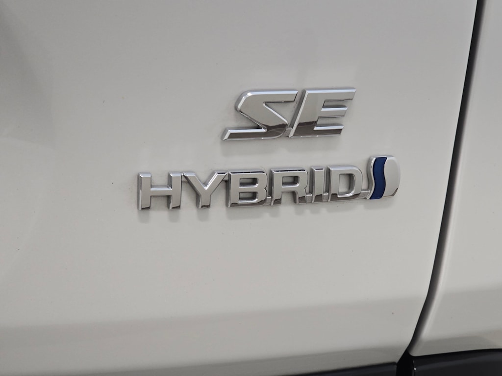 Thumbnail: 2024 Toyota RAV4 - 7