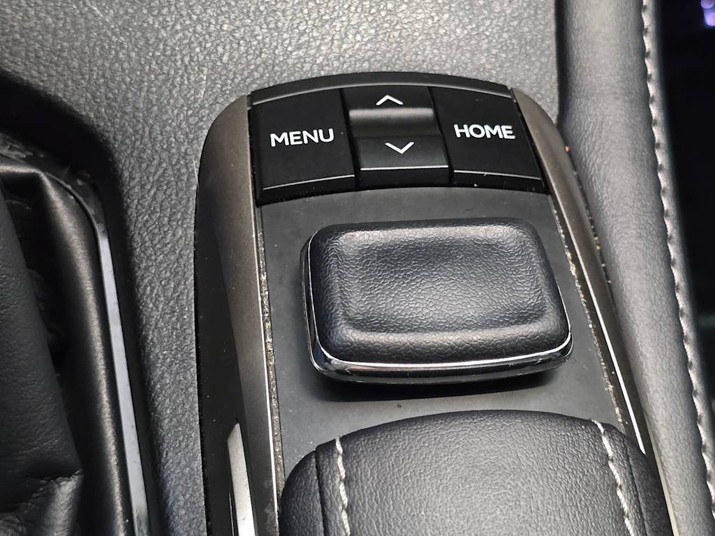 Thumbnail: 2016 Lexus ES - 24