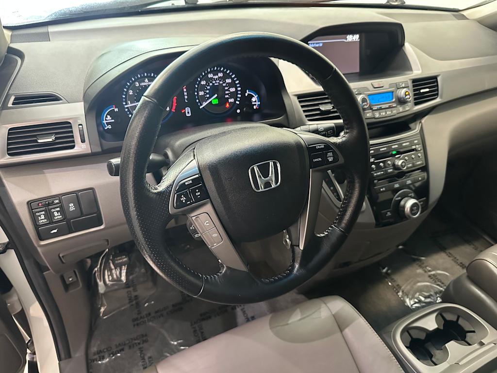 Thumbnail: 2013 Honda Odyssey - 2