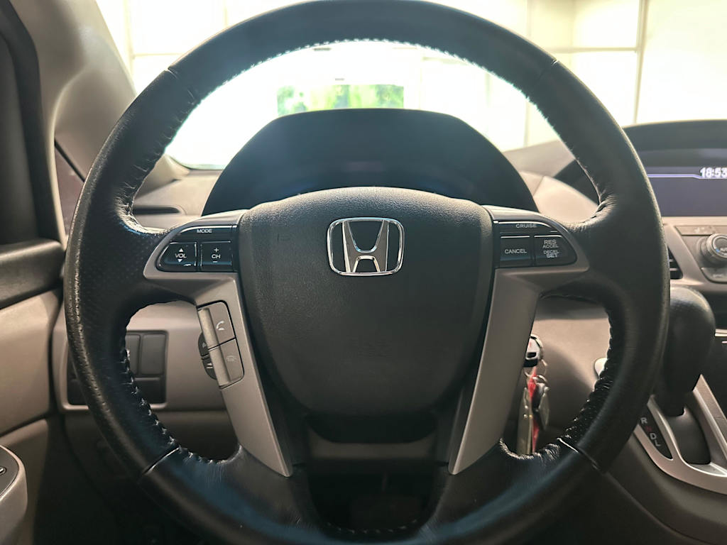 Thumbnail: 2013 Honda Odyssey - 14