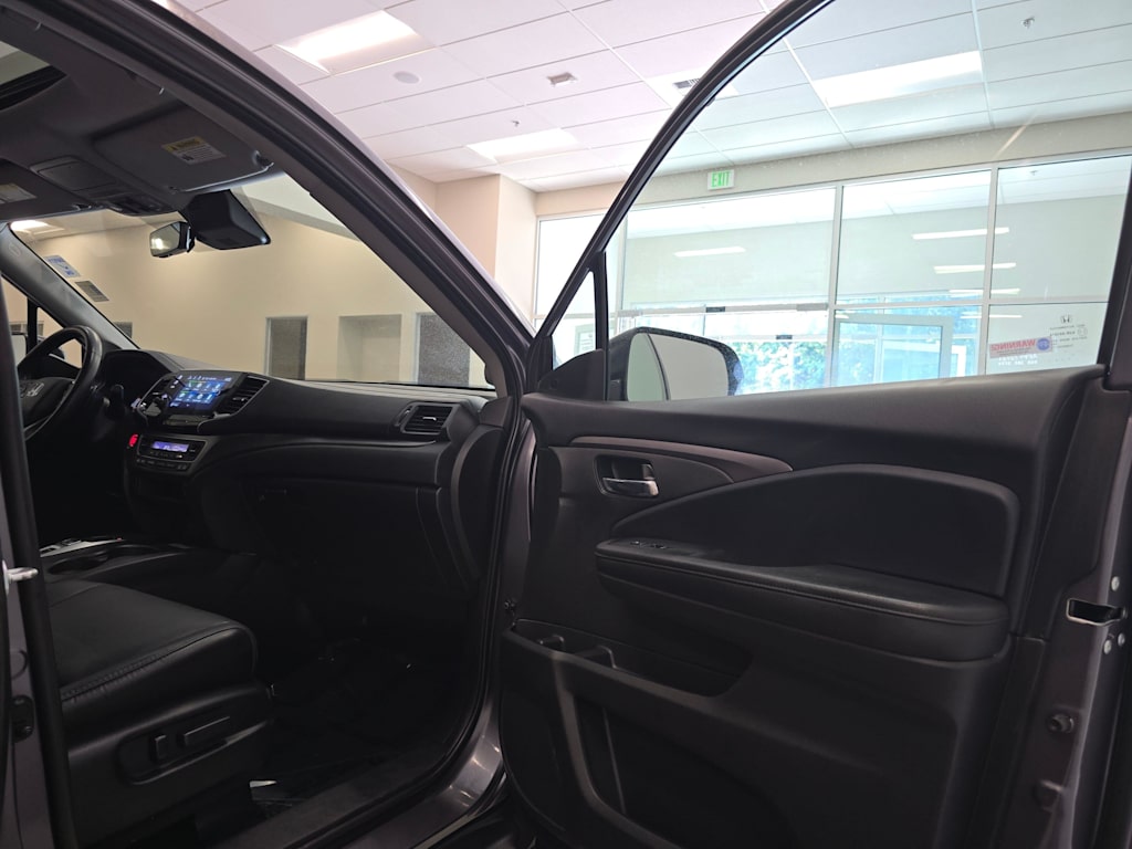 Thumbnail: 2022 Honda Pilot - 32