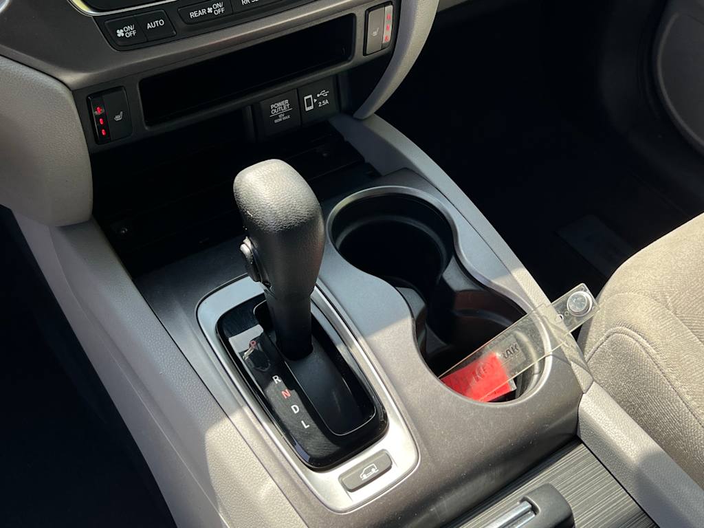 2020 Honda Pilot EX 16