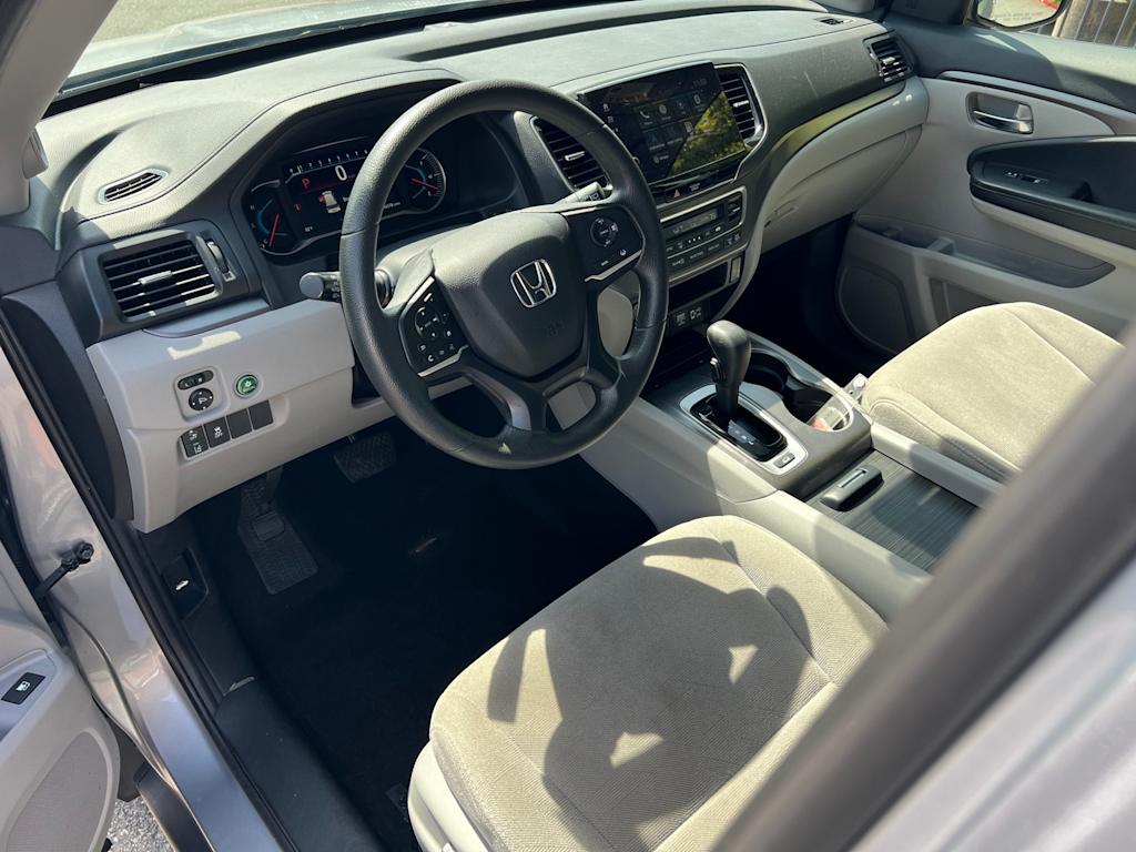 2020 Honda Pilot EX 2