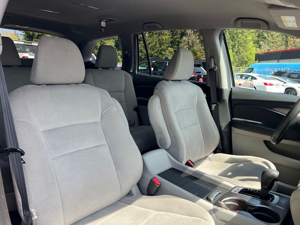 2020 Honda Pilot EX 11