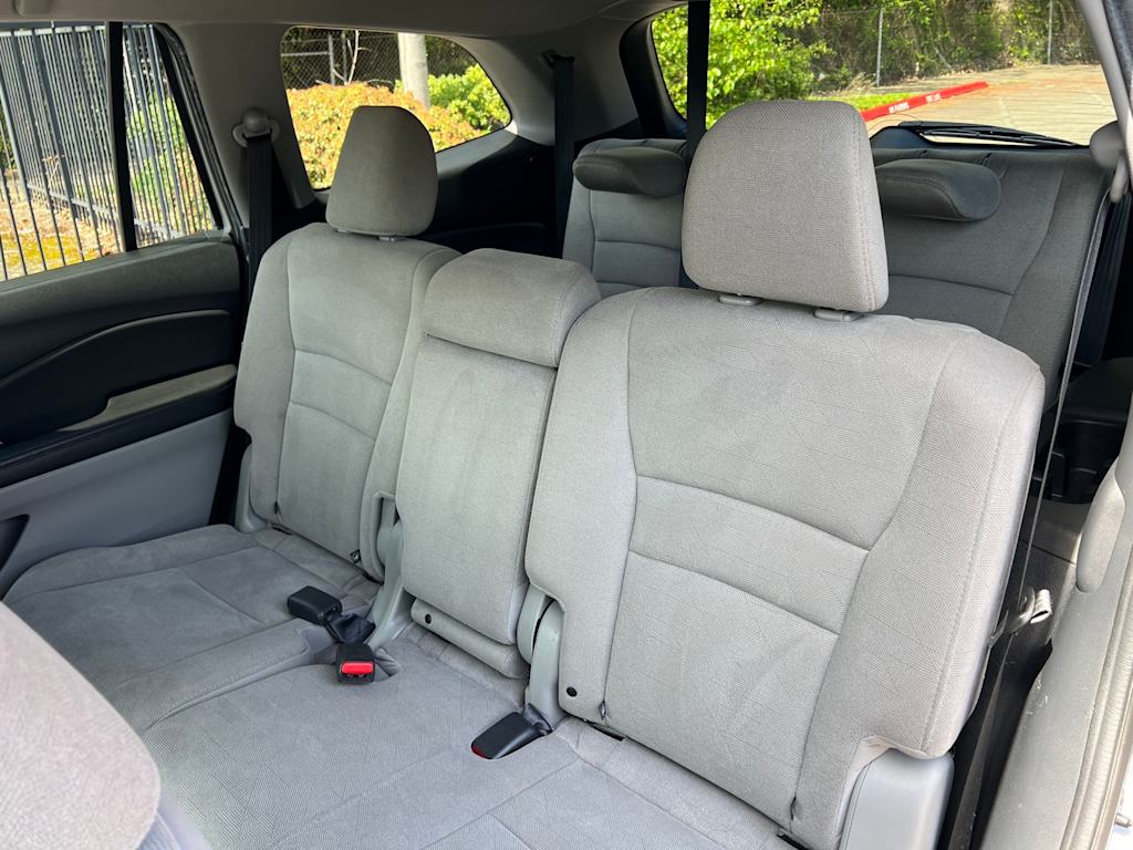 2020 Honda Pilot EX 21