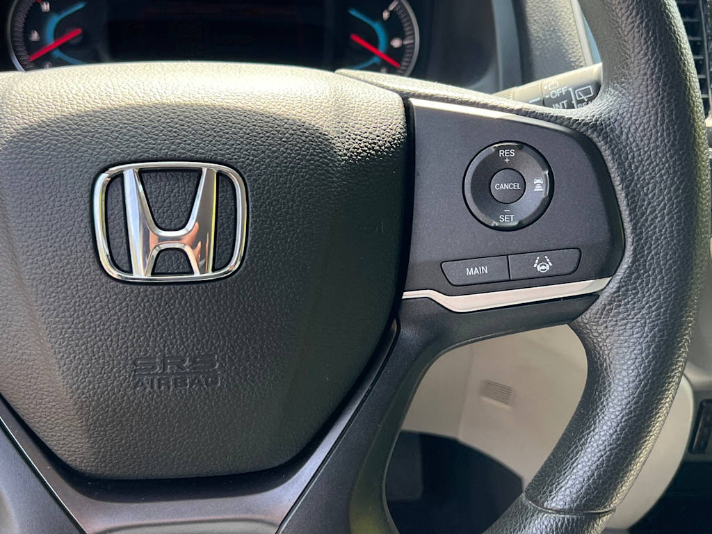 2020 Honda Pilot EX 24
