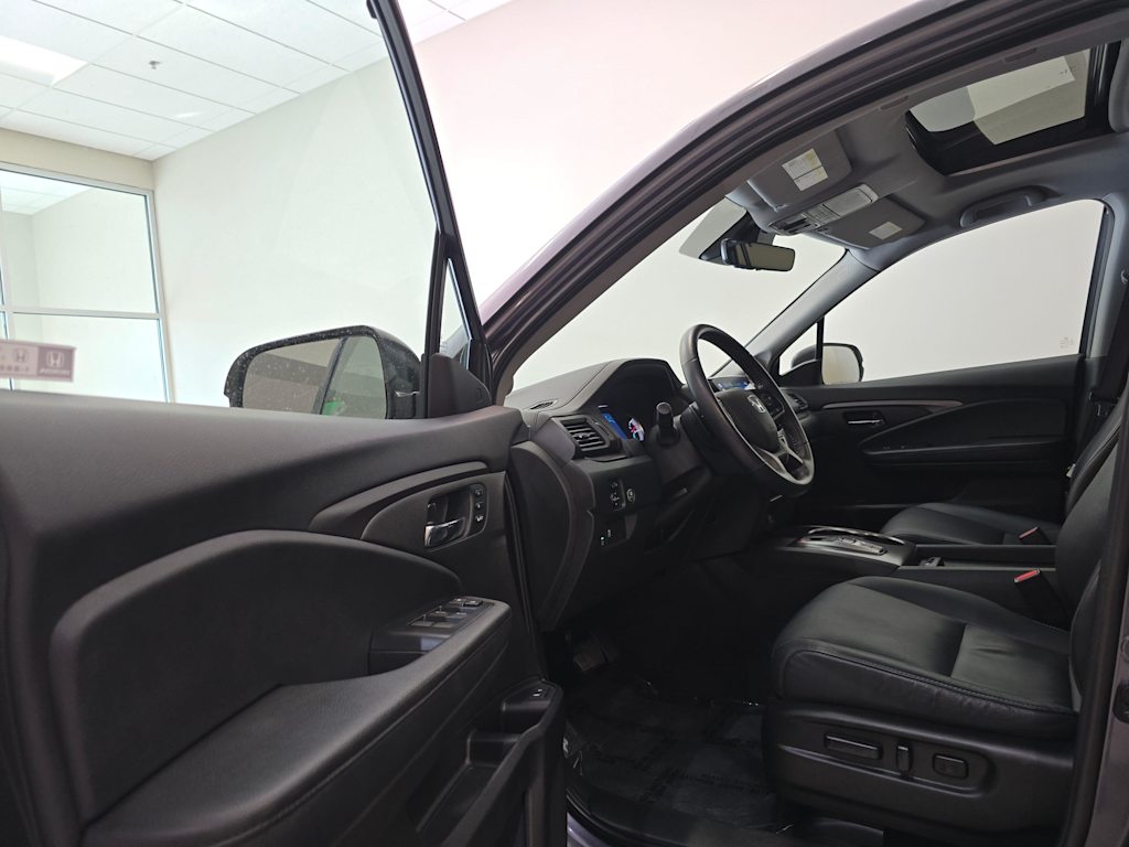 Thumbnail: 2022 Honda Pilot - 28